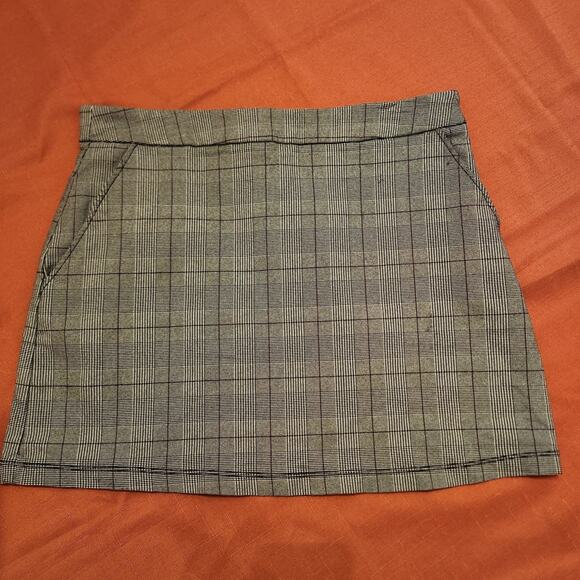 Women's Grey Sz XL Plaid Fitted Mini Skirt Preppy Officesiren - Picture 1 of 8